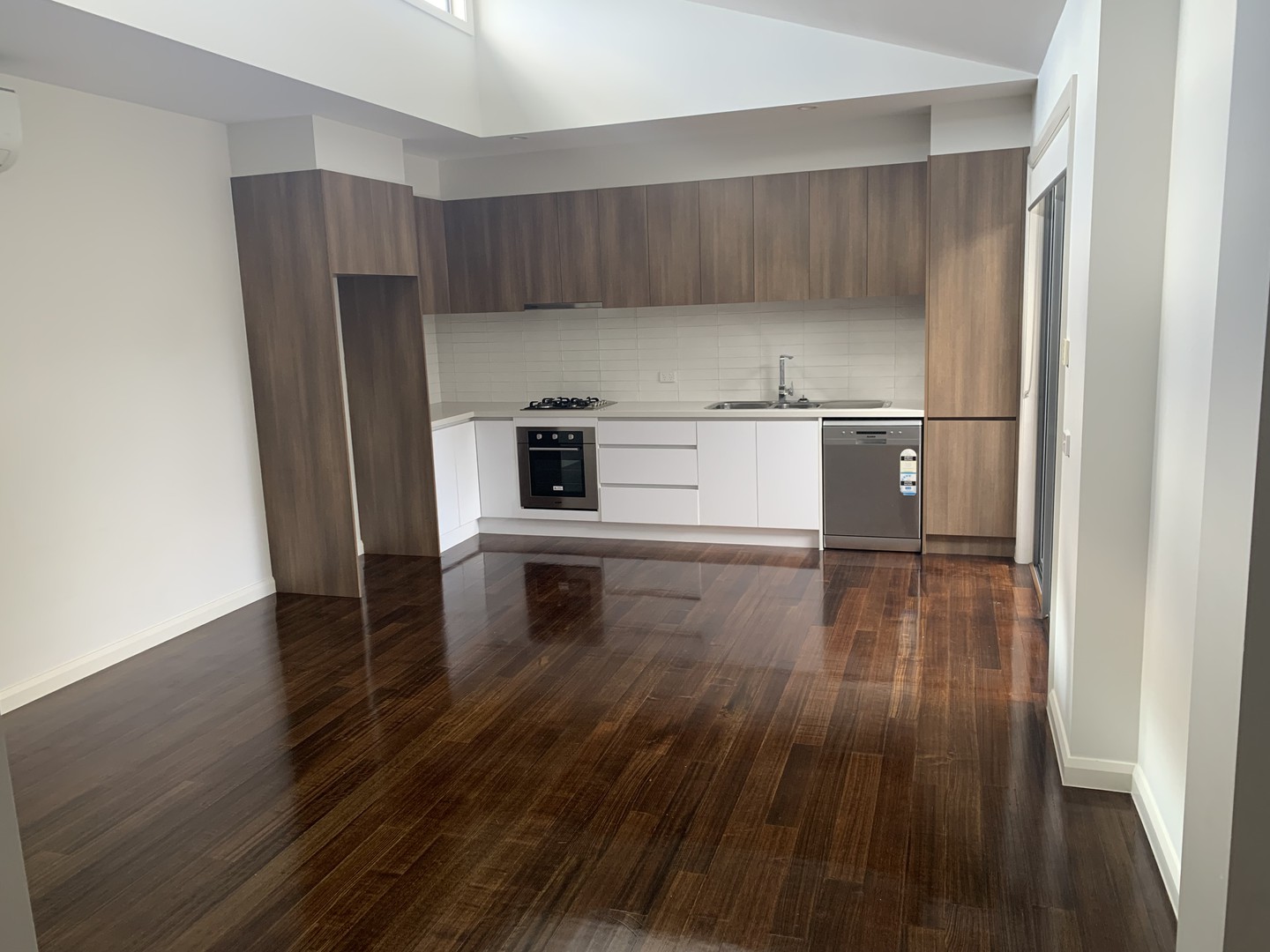 2/34 Lily Street, Braybrook, VIC 3019, Braybrook - Thumbnail 5