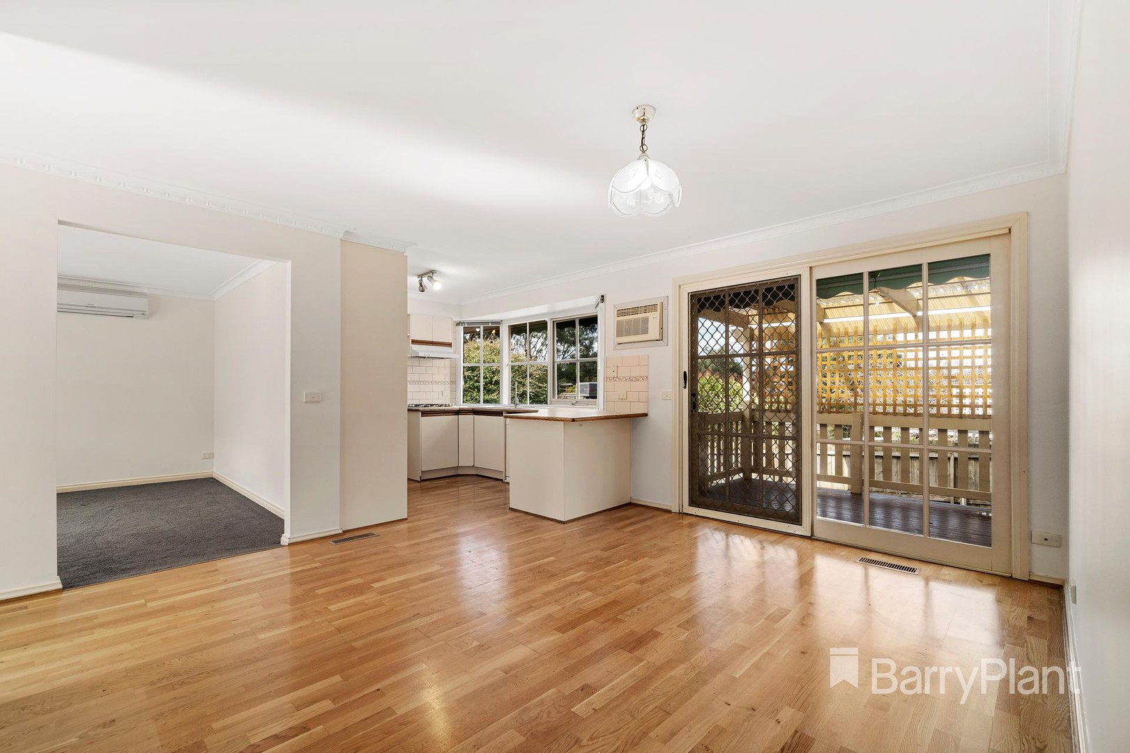 2/34 Morna Road, Doncaster East, VIC 3109, Doncaster East - Thumbnail 2