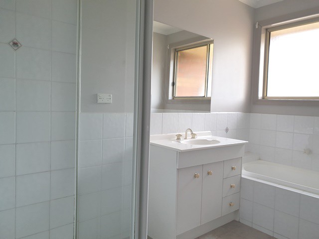 2/35 Clydesdale Road, Airport West, VIC 3042, Airport West - Thumbnail 2