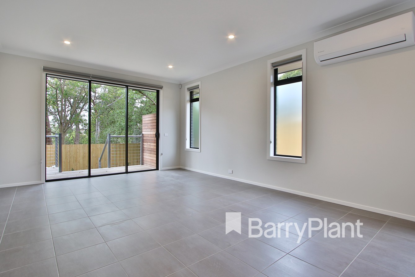 2/35 McKenzie Street, Doncaster East, VIC 3109, Doncaster East - Thumbnail 2