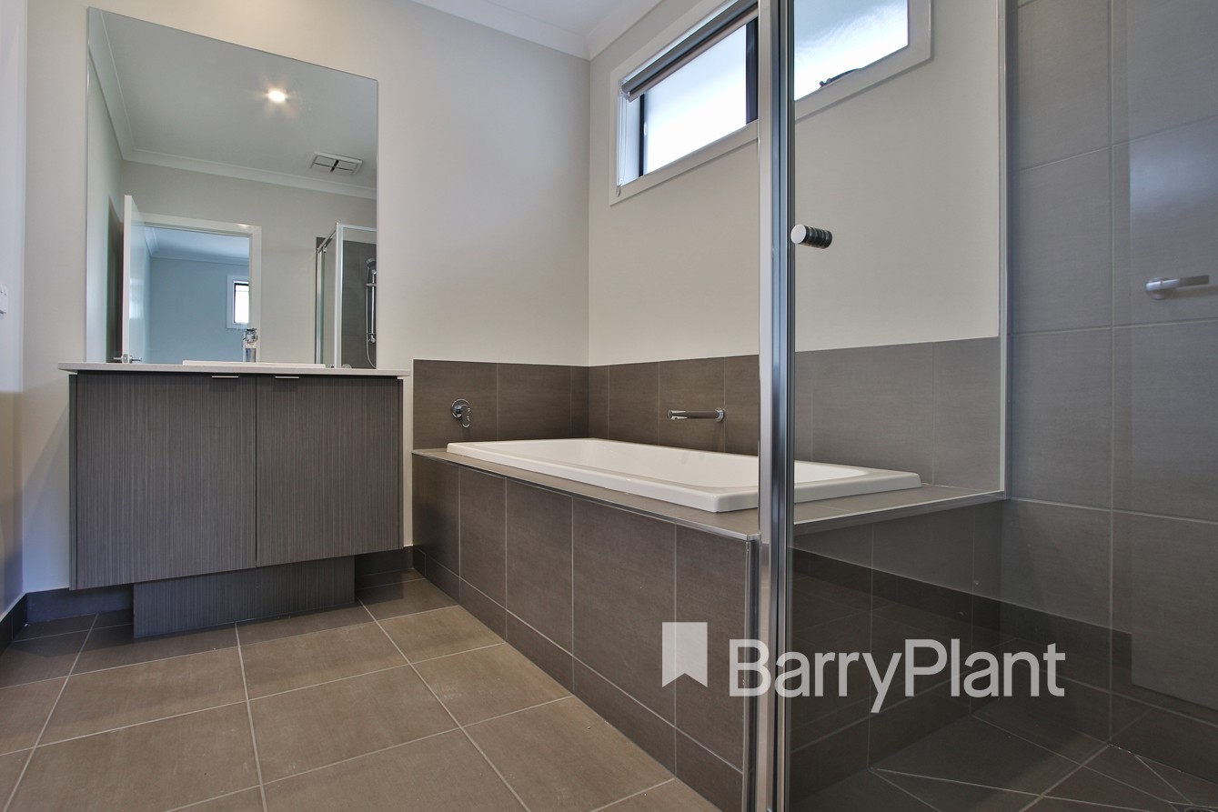 2/35 McKenzie Street, Doncaster East, VIC 3109, Doncaster East - Thumbnail 4