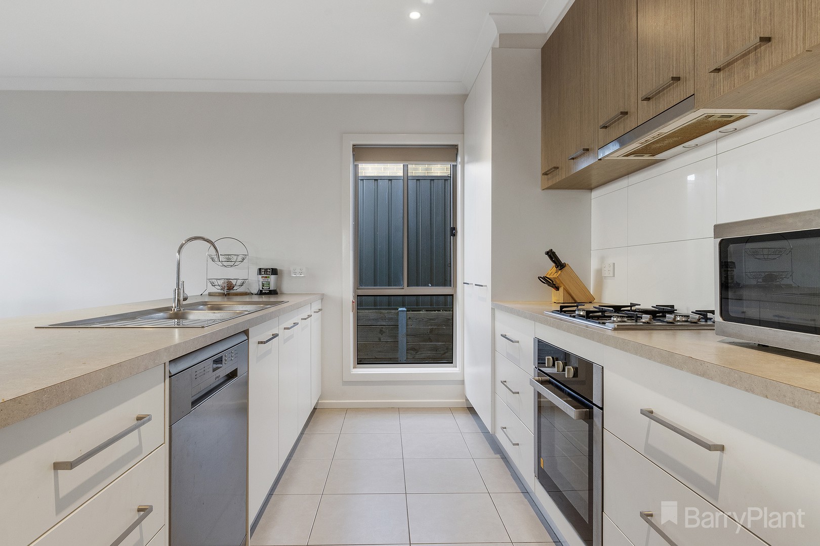 2/35 Pallett StreetGolden Square, VIC 3555, Golden Square - Thumbnail 3