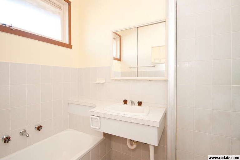 2/35 Victoria Street, Box Hill, VIC 3128, Box Hill - Thumbnail 6