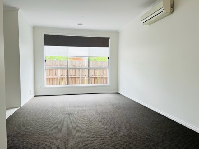 2/36 Scott Avenue, St Albans, VIC 3021, St Albans - Thumbnail 2