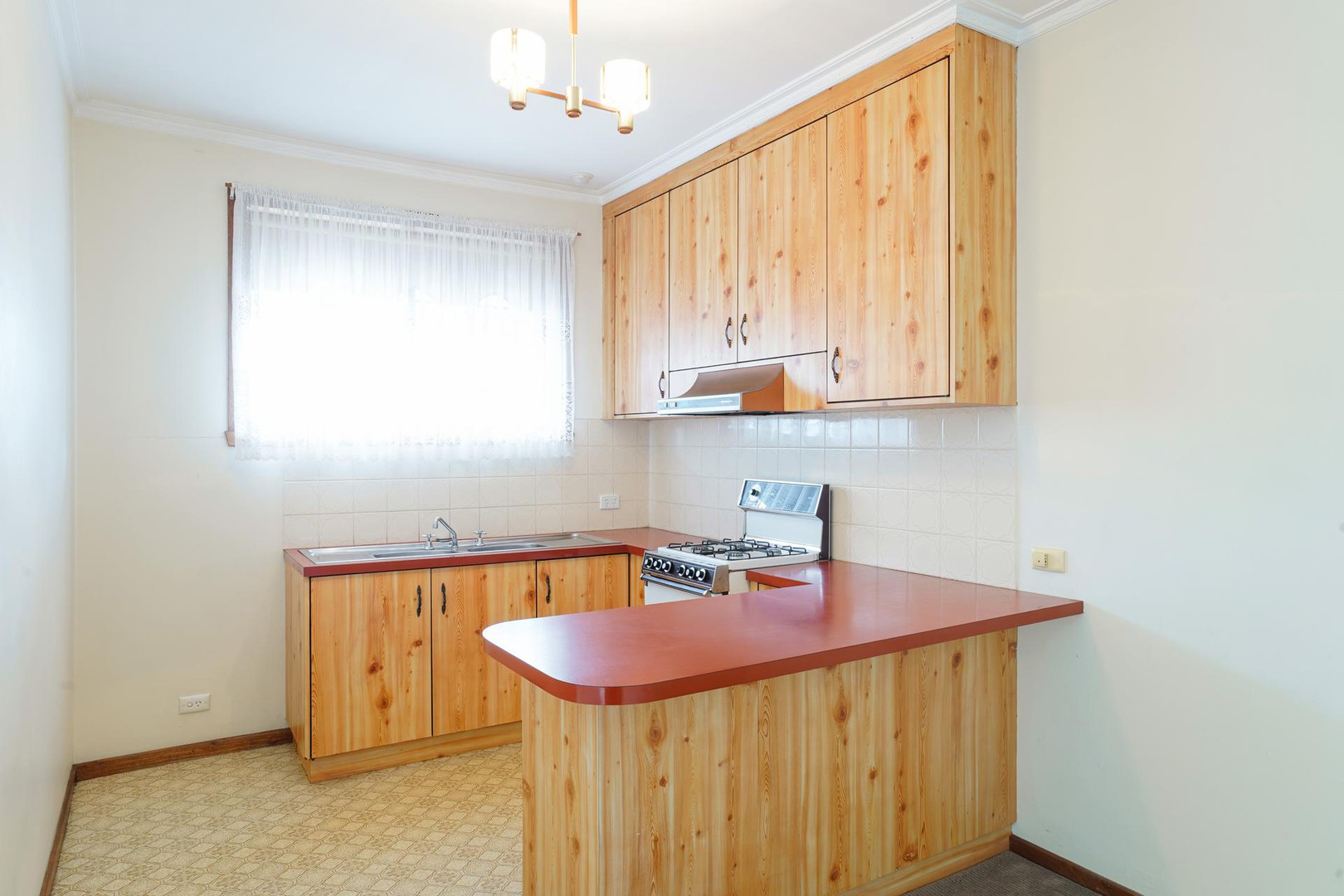 2/36 Seaview Parade, Belmont, VIC 3216, Belmont - Thumbnail 2