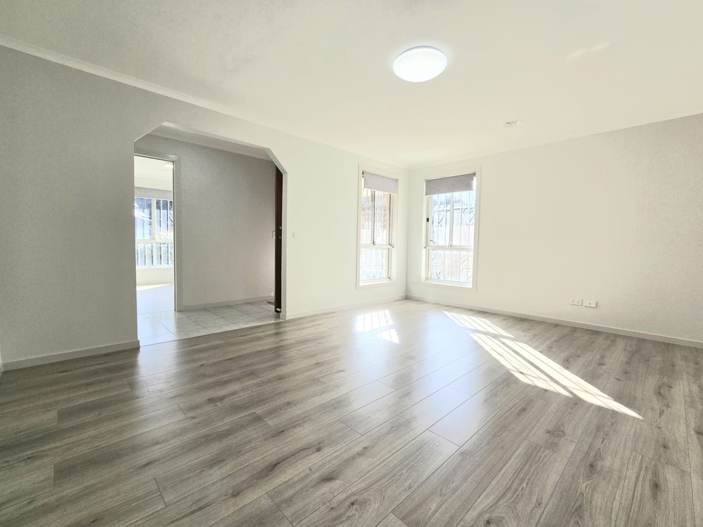 2/36 Somerset Drive, Sunshine North, VIC 3020, Sunshine North - Thumbnail 2