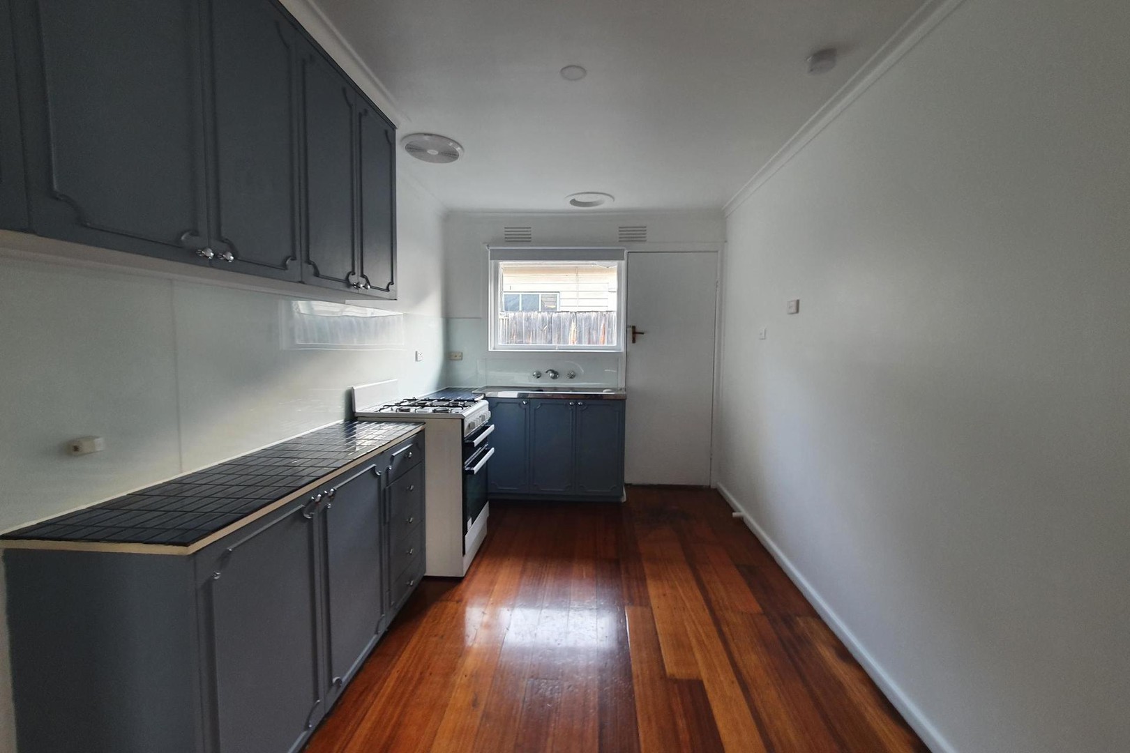 2/36 South Street, Hadfield, VIC 3046, Hadfield - Thumbnail 3