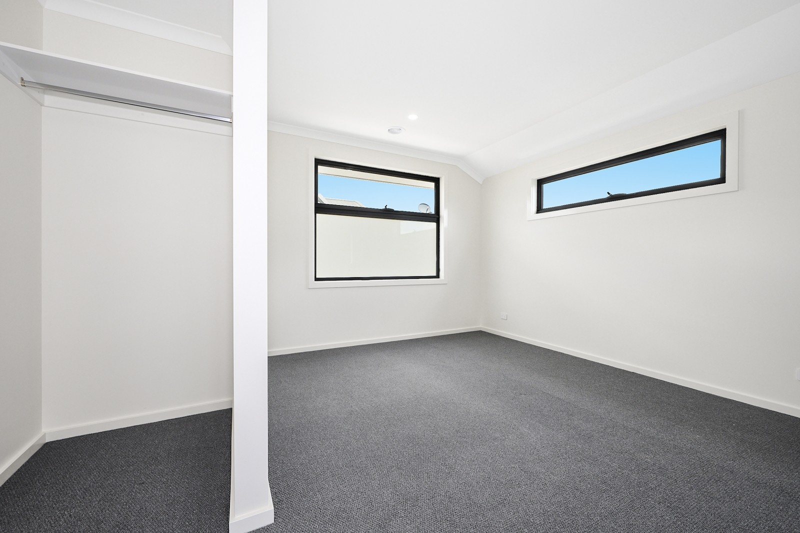 2/37 Stamford Crescent, Rowville, VIC 3178, Rowville - Thumbnail 4