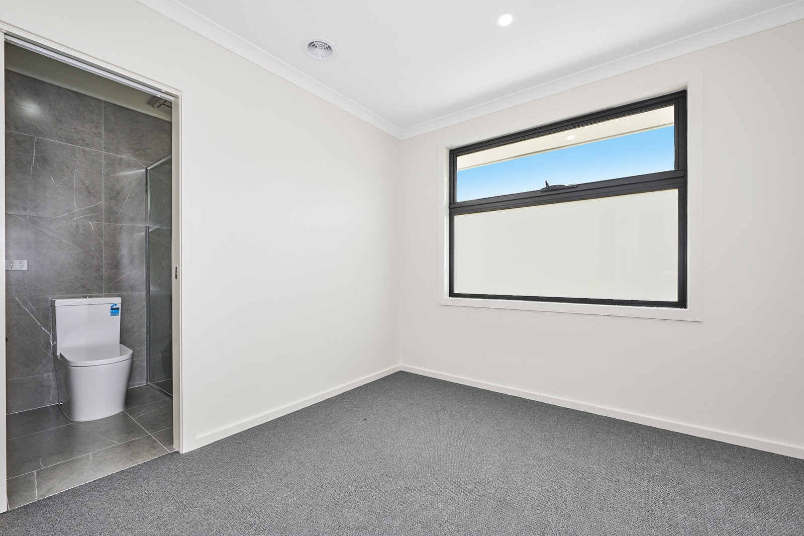 2/37 Stamford Crescent, Rowville, VIC 3178, Rowville - Thumbnail 6