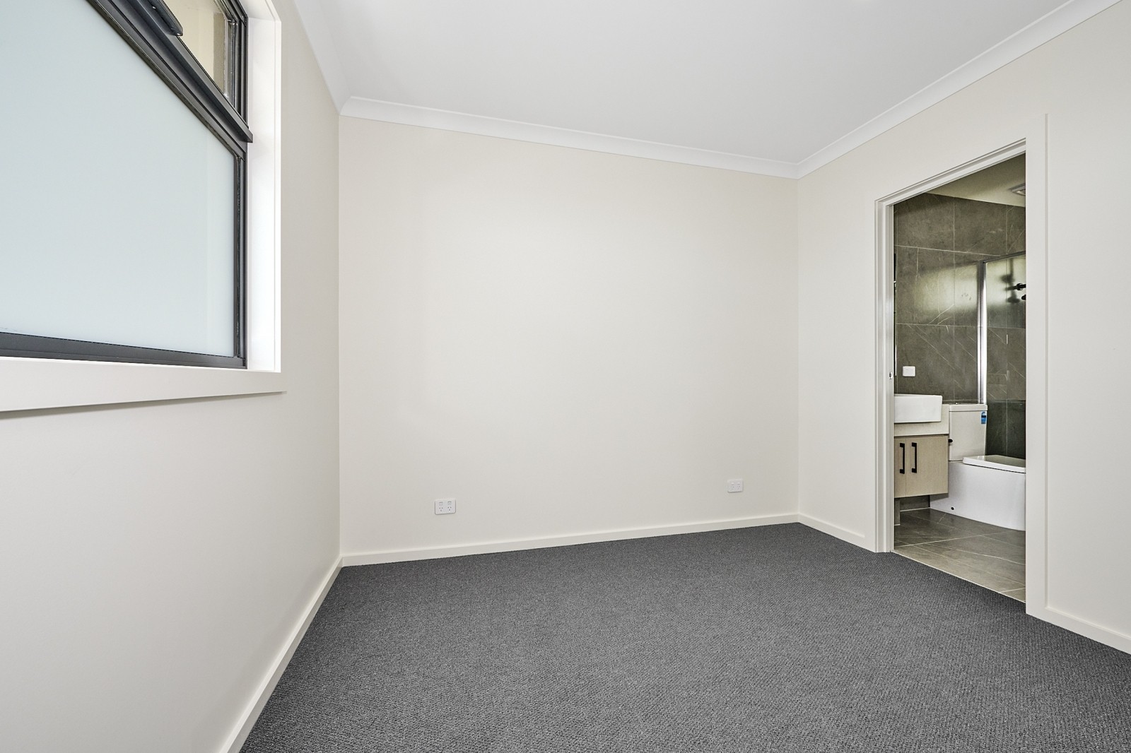 2/37 Stamford Crescent, Rowville, VIC 3178, Rowville - Thumbnail 8