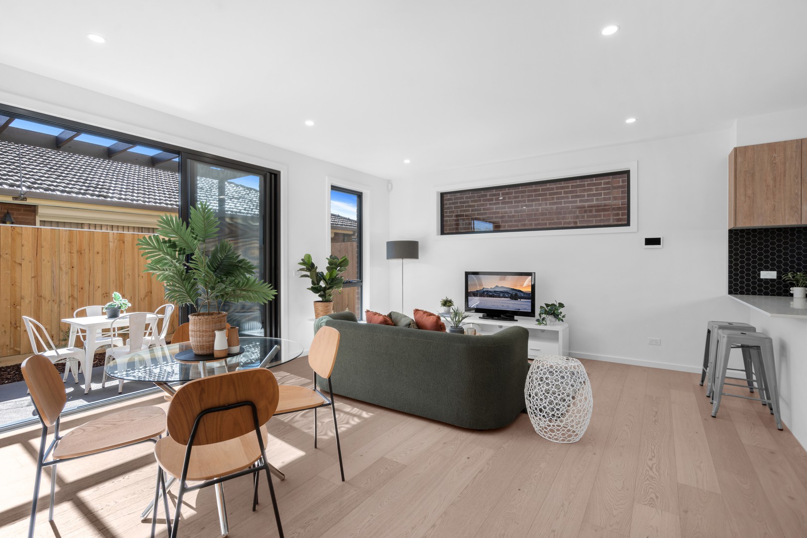 2/37 Storey Road, Reservoir, VIC 3073, Reservoir - Thumbnail 4