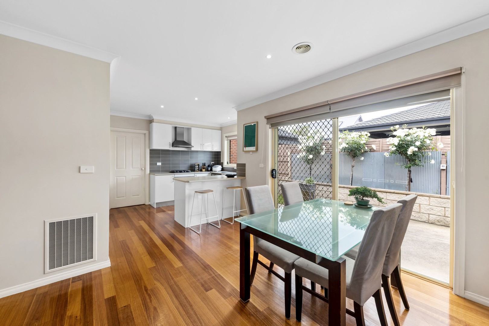 2/37 Walters Avenue, Airport West, VIC 3042, Airport West - Thumbnail 4