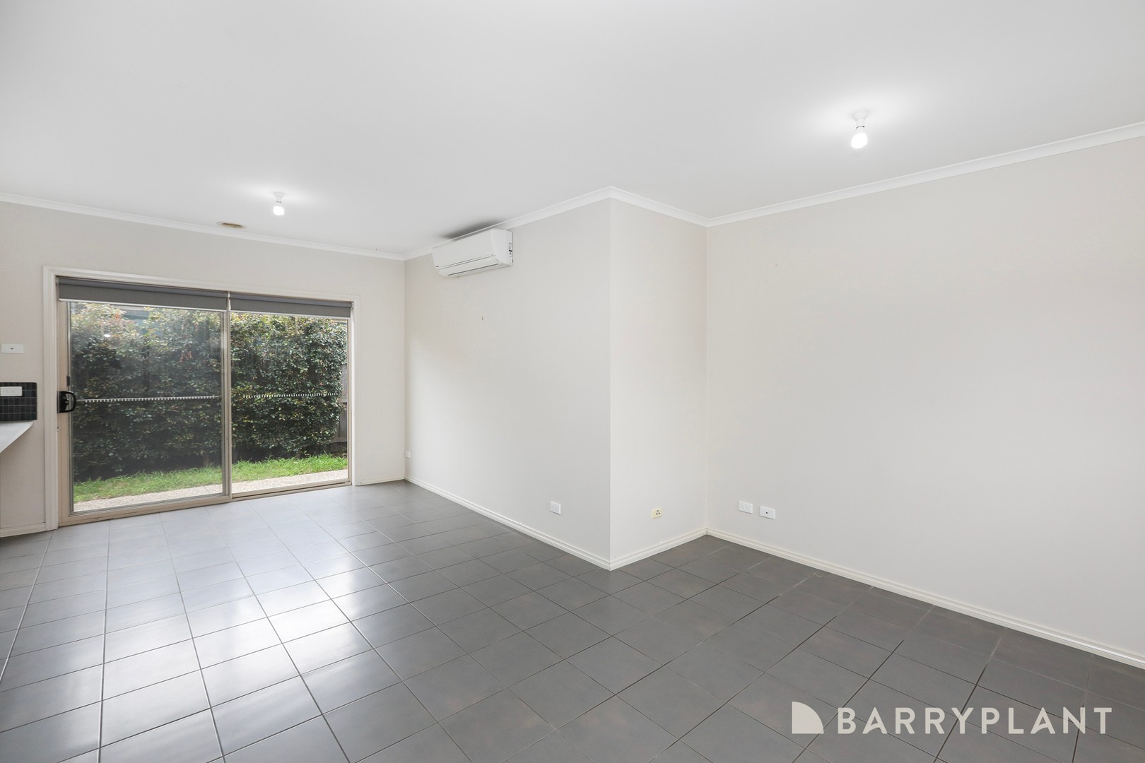 2/37 Yallourn Street, Ardeer, VIC 3022, Ardeer - Thumbnail 2