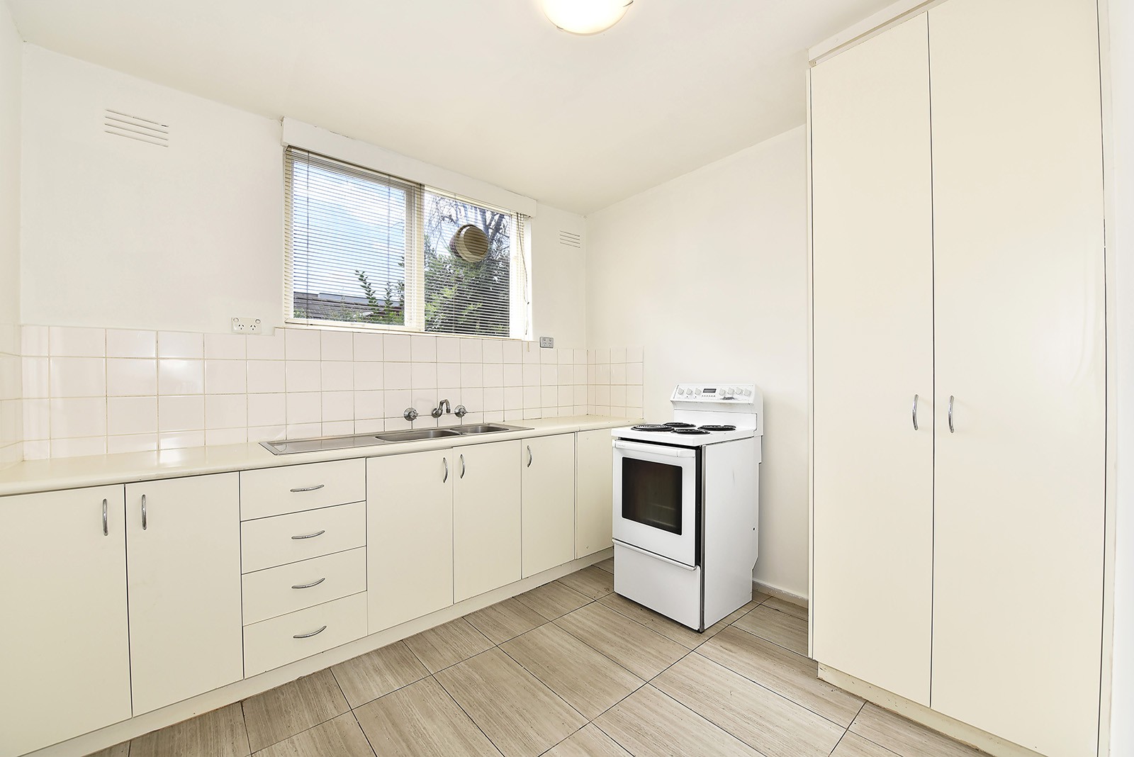 2/38 Middle Road, Maribyrnong, VIC 3032, Maribyrnong - Thumbnail 5