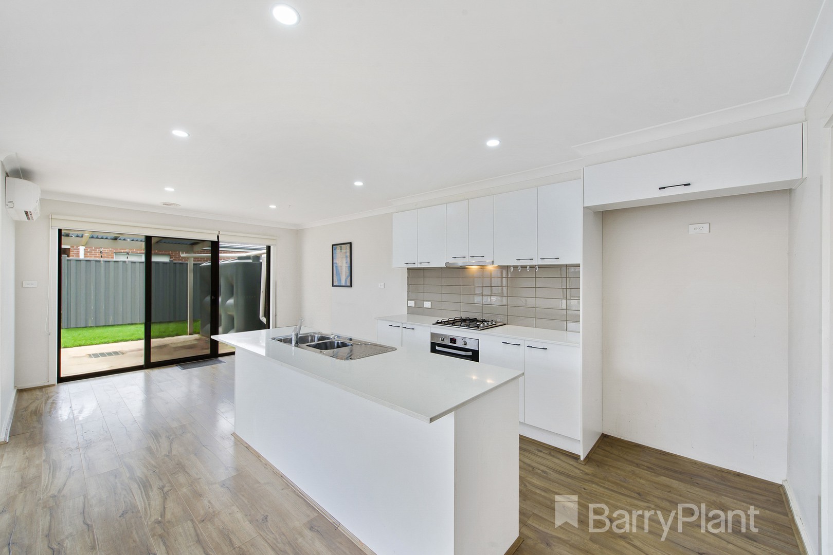 2/38 Willandra Boulevard, Harkness, VIC 3337, Harkness - Thumbnail 5