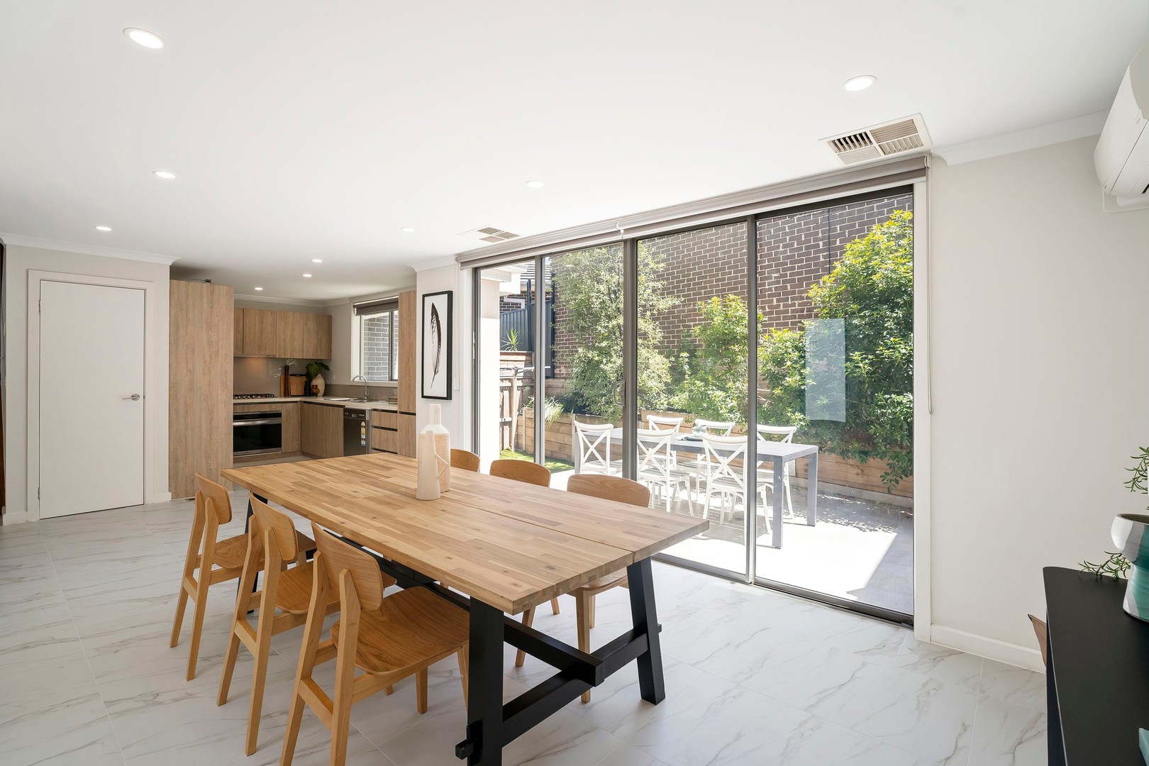 2/39 Hillside Grove, Airport West, VIC 3042, Airport West - Thumbnail 4