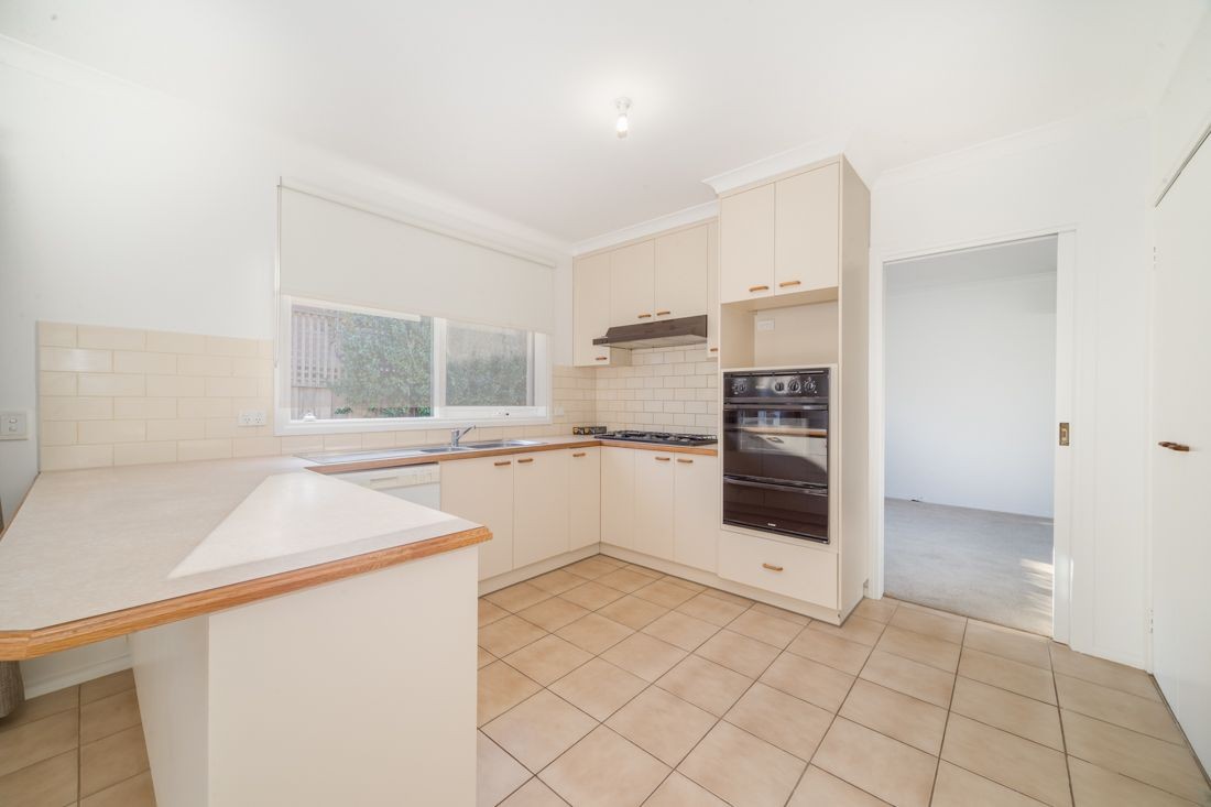 2/39 Morna Road, Doncaster East, VIC 3109, Doncaster East - Thumbnail 3