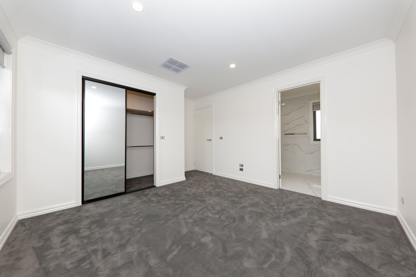 2/39 Wooddale Grove, Donvale, VIC 3111, Donvale - Thumbnail 4