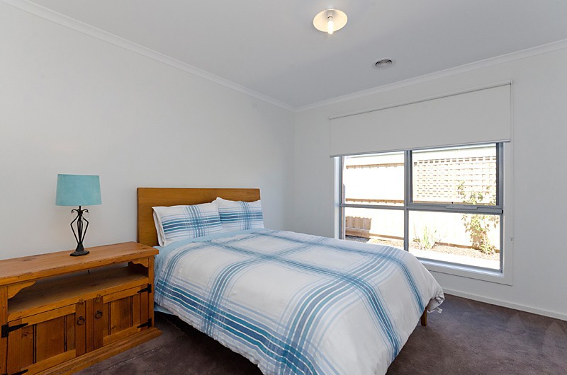 2/4 Birdsey Street, East Geelong, VIC 3219, East Geelong - Thumbnail 5