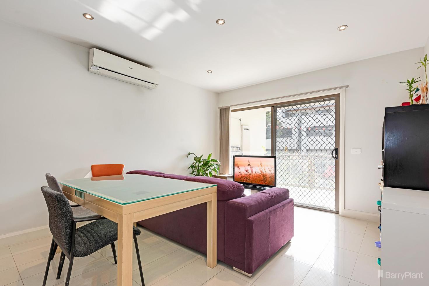 2/4 Browns Avenue, Ringwood, VIC 3134, Ringwood - Thumbnail 2