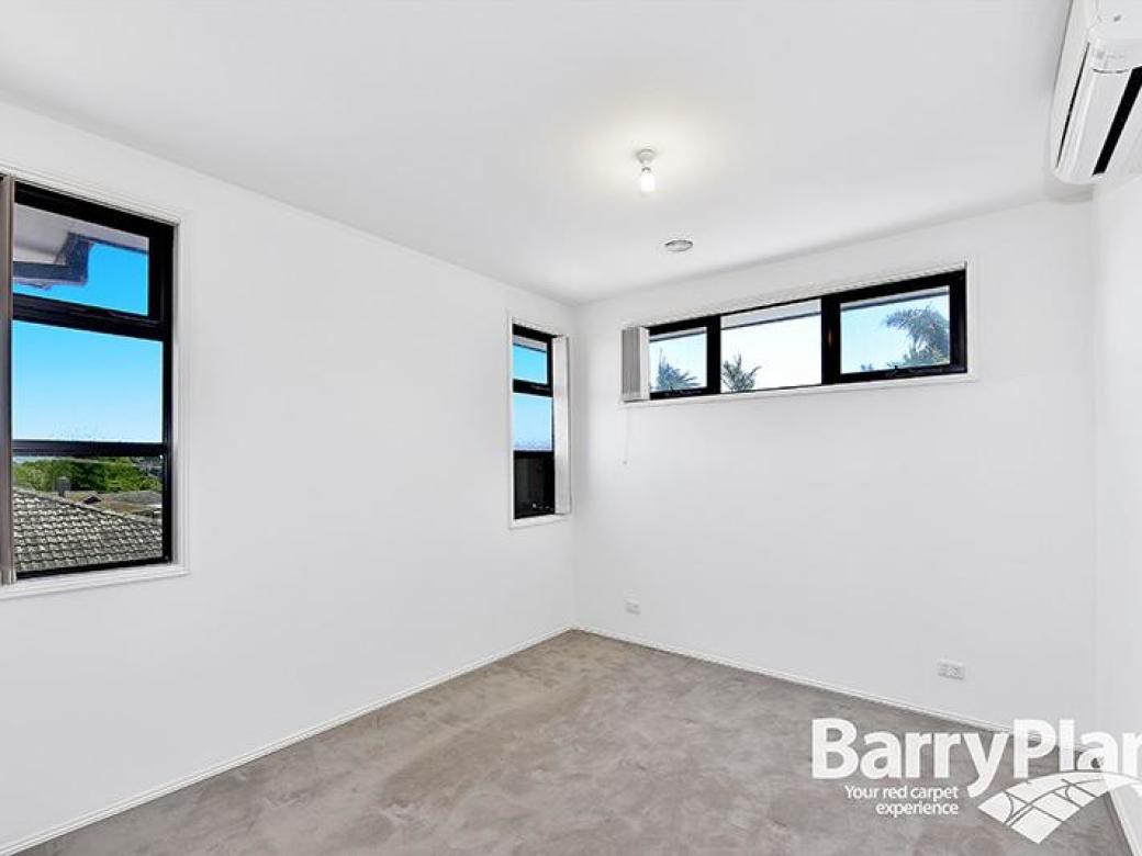 2/4 Bruford Avenue, Wheelers Hill, VIC 3150, Wheelers Hill - Thumbnail 8