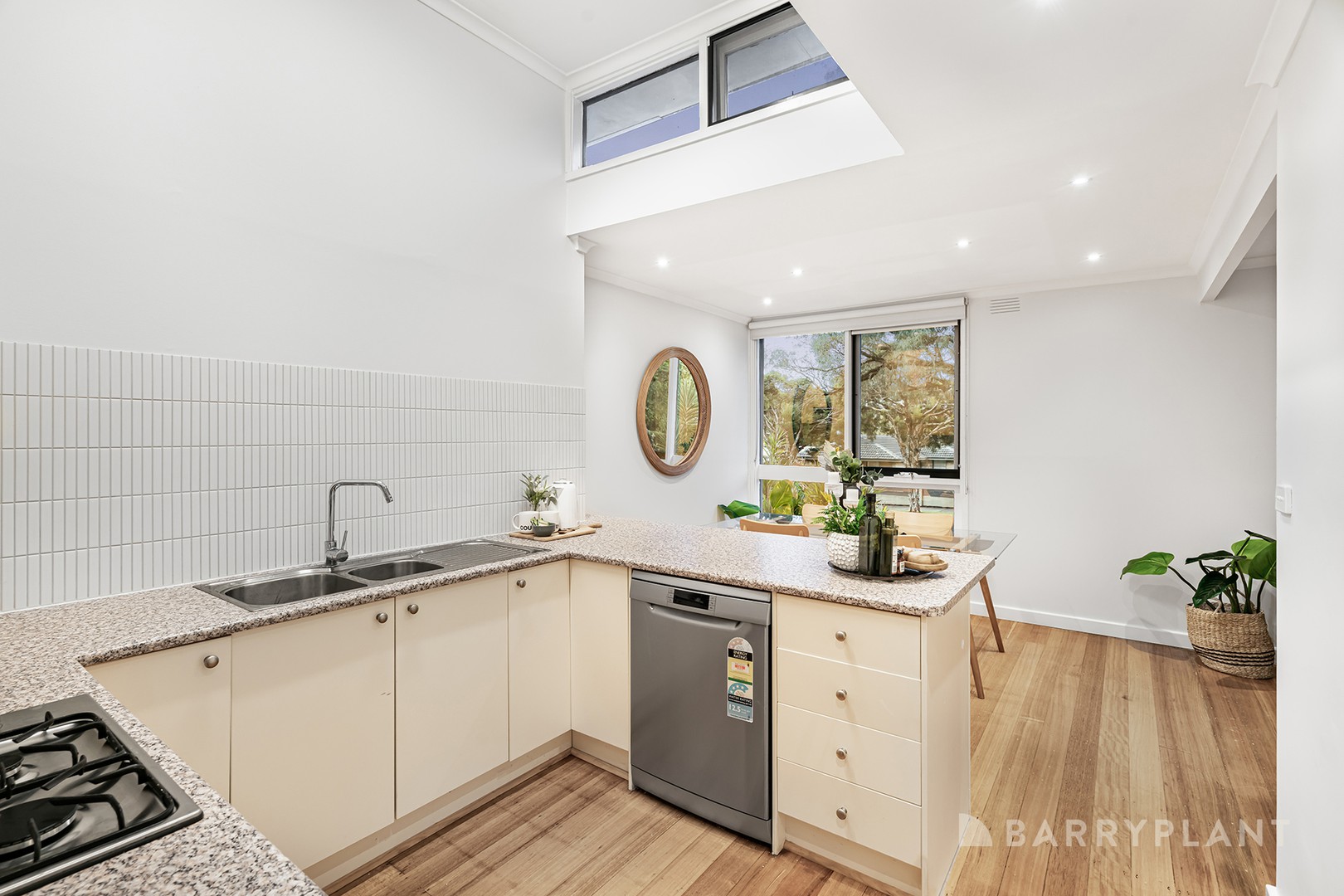2/4 Central Avenue, Bayswater North, VIC 3153, Bayswater North - Thumbnail 5