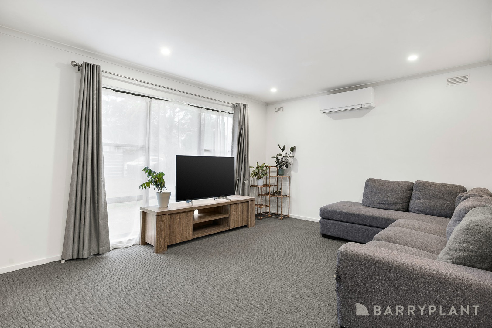 2-4 Cherylnne Crescent, Kilsyth, VIC 3137, Kilsyth - Thumbnail 4
