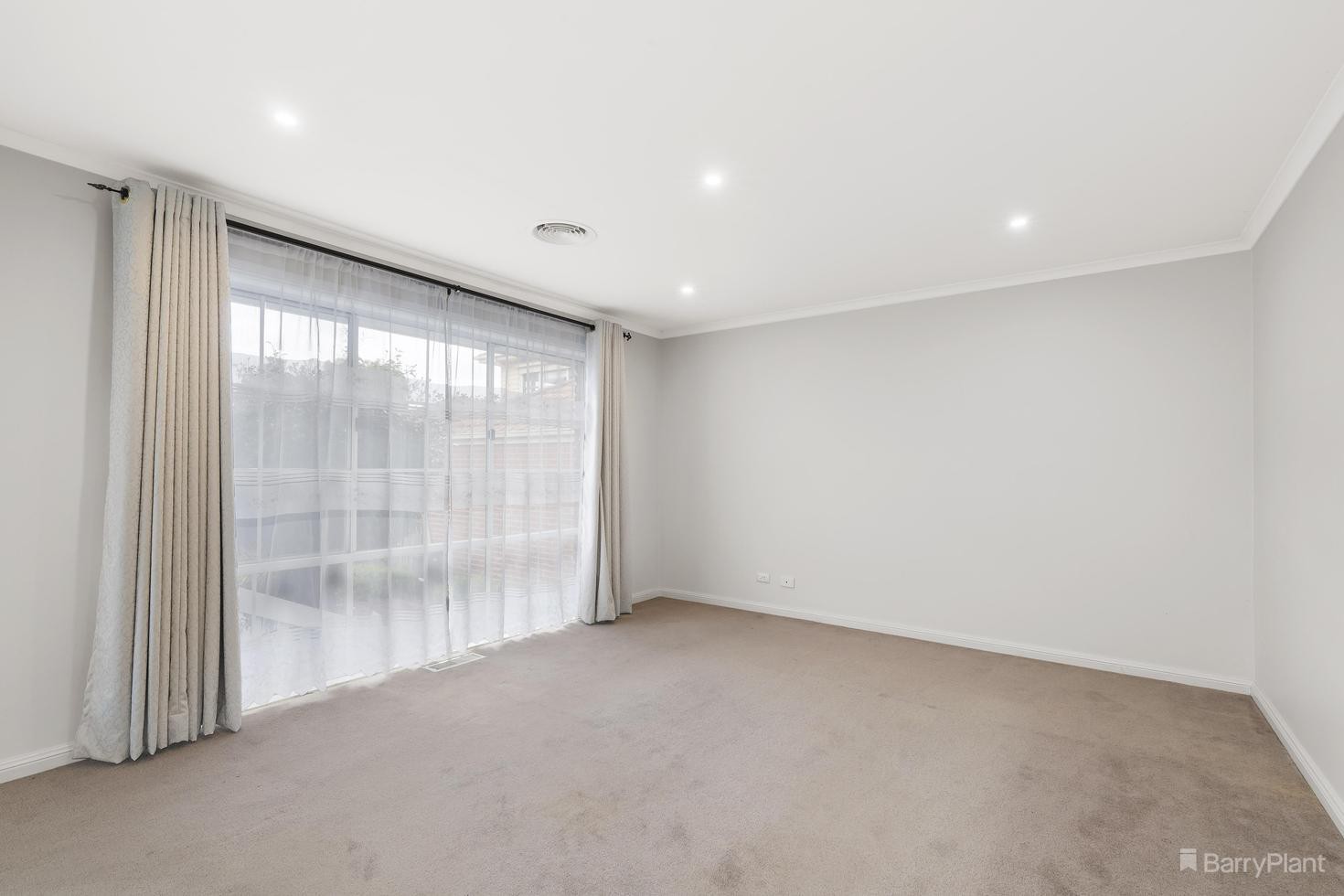2/4 Collins Street, Box Hill, VIC 3128, Box Hill - Thumbnail 2