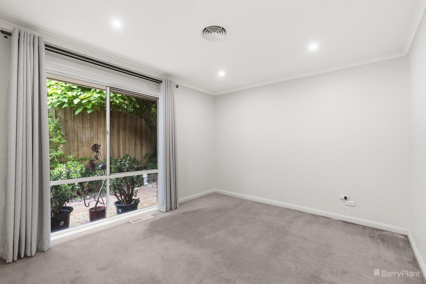 2/4 Collins Street, Box Hill, VIC 3128, Box Hill - Thumbnail 5