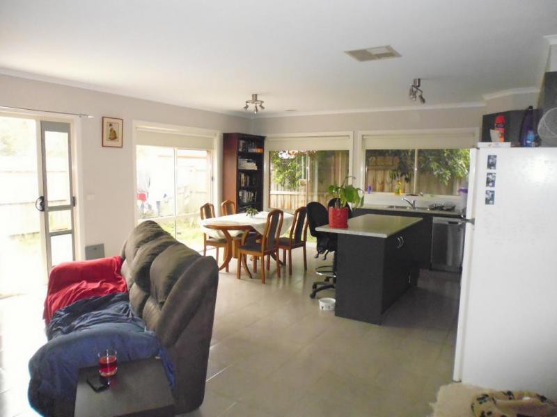 2/4 Damar Avenue, Boronia, VIC 3155, Boronia - Thumbnail 3