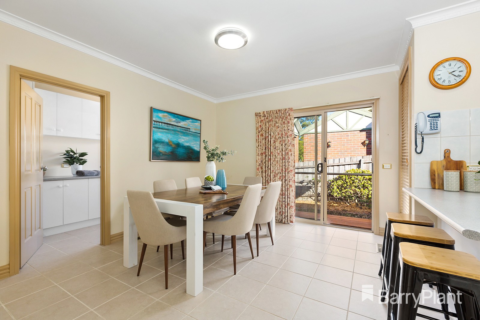 2/4 Garrisson Drive, Glen Waverley, VIC 3150, Glen Waverley - Thumbnail 4