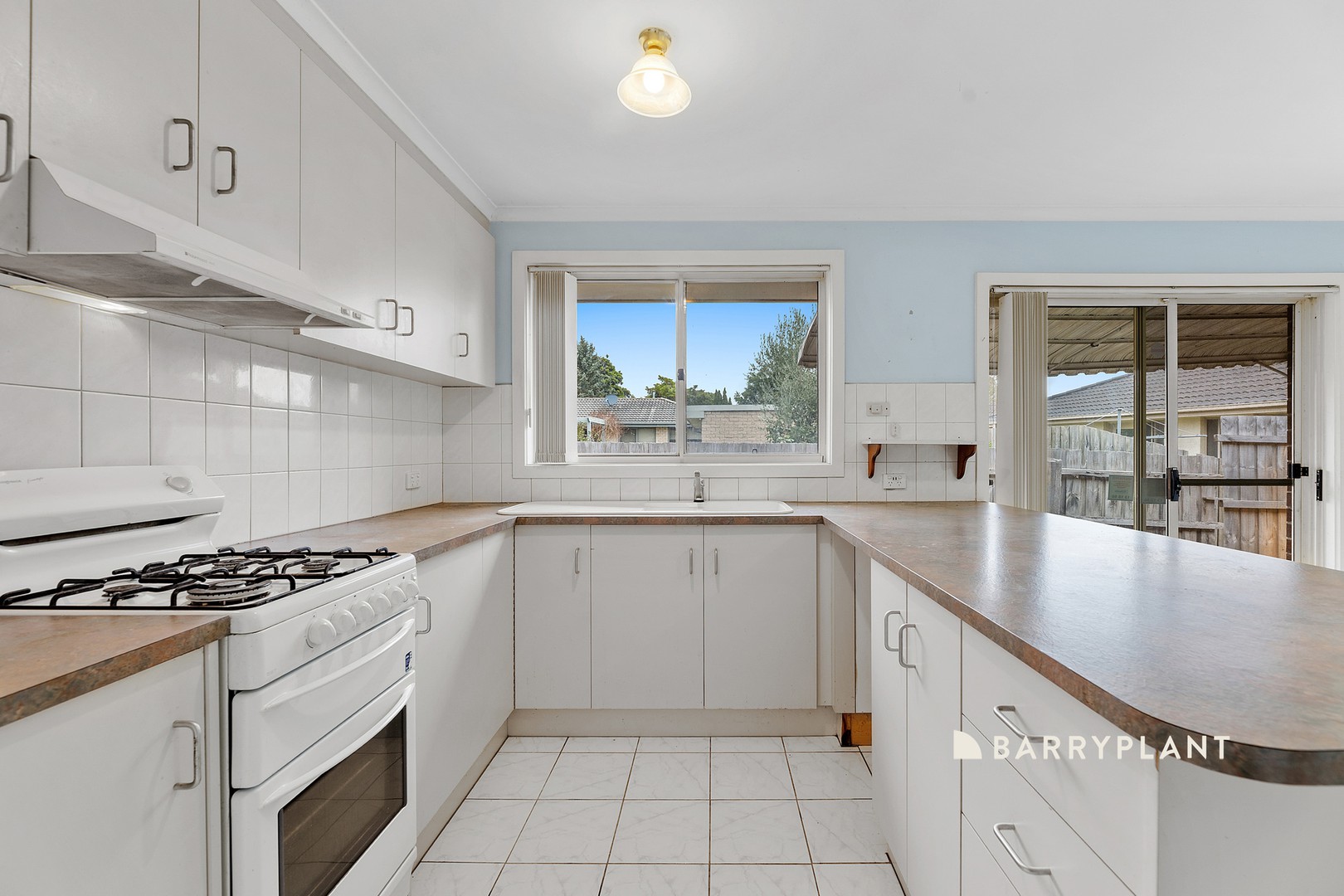 2/4 Greenlaw Crescent, Berwick, VIC 3806, Berwick - Thumbnail 6
