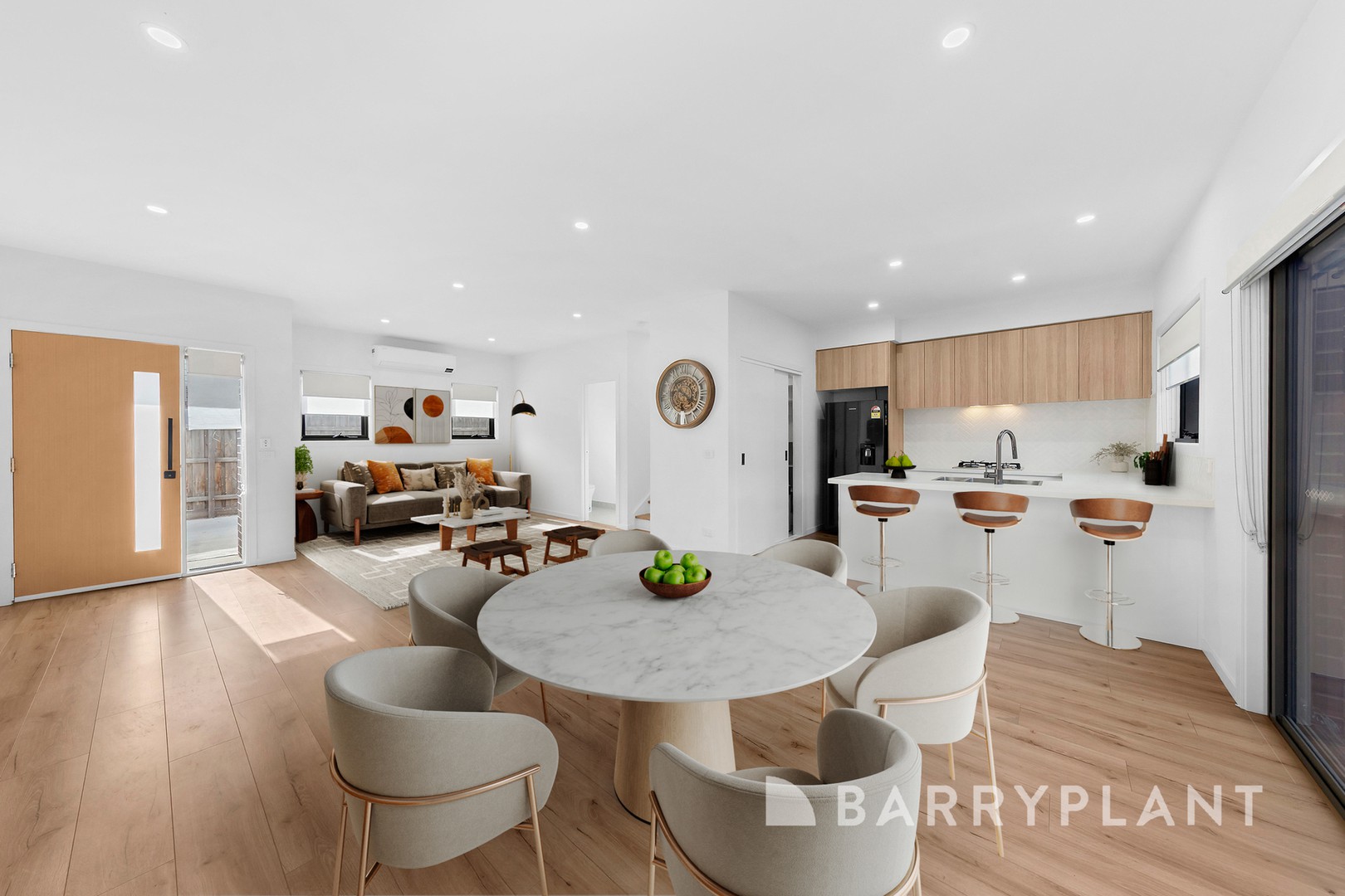 2/4 Helen Street, St Albans, VIC 3021, St Albans - Thumbnail 5