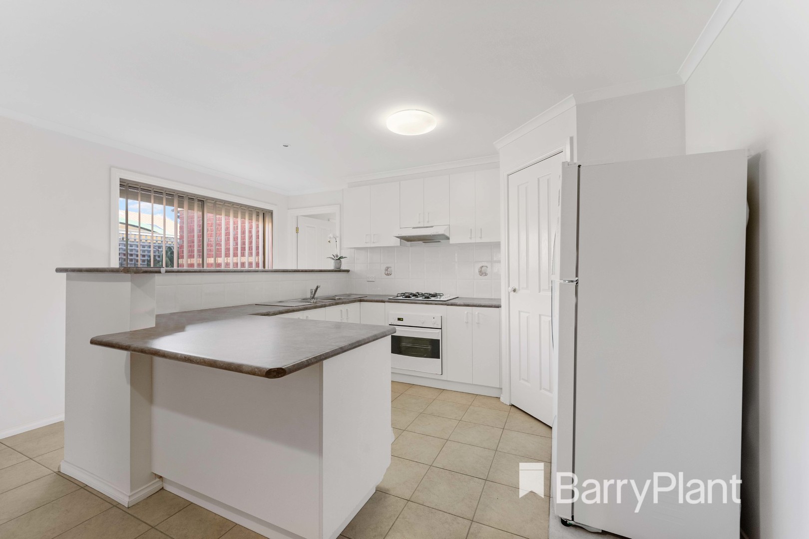 2/4 Hotham Crescent, Hoppers Crossing, VIC 3029, Hoppers Crossing - Thumbnail 4