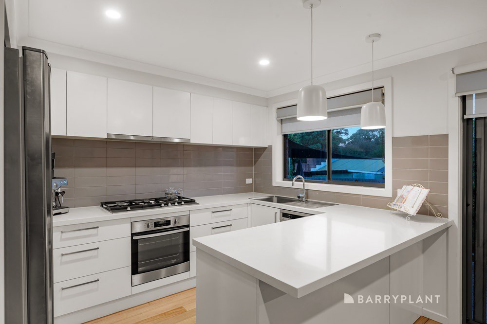 2/4 Kelly Street, Bayswater, VIC 3153, Bayswater - Thumbnail 3