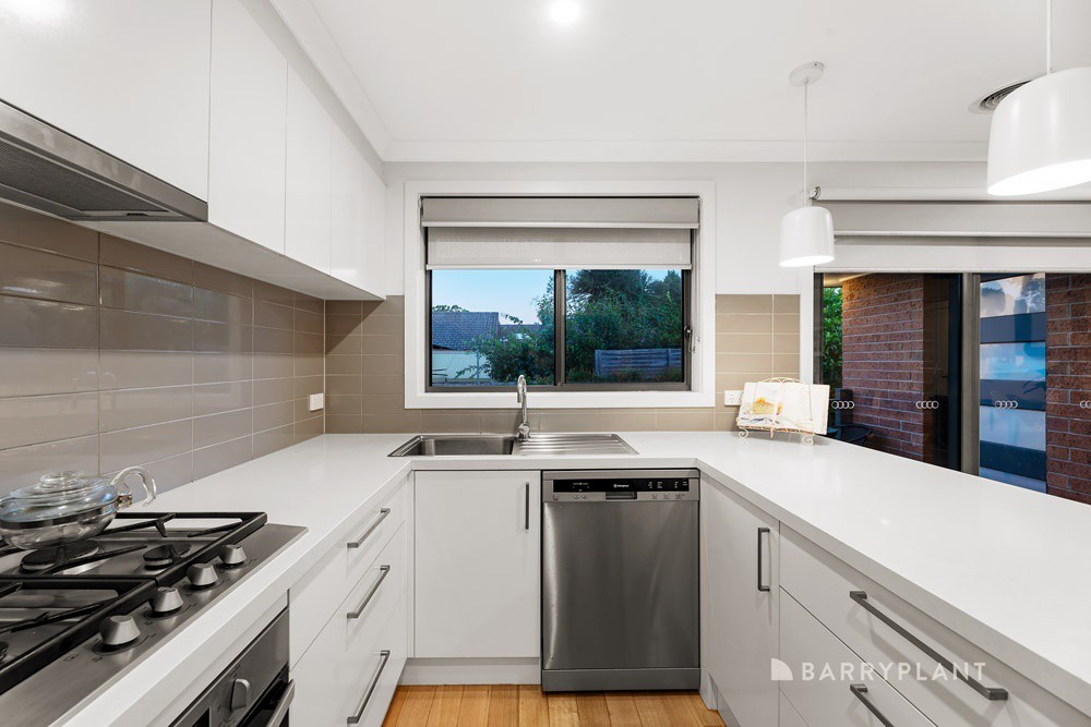 2/4 Kelly Street, Bayswater, VIC 3153, Bayswater - Thumbnail 4