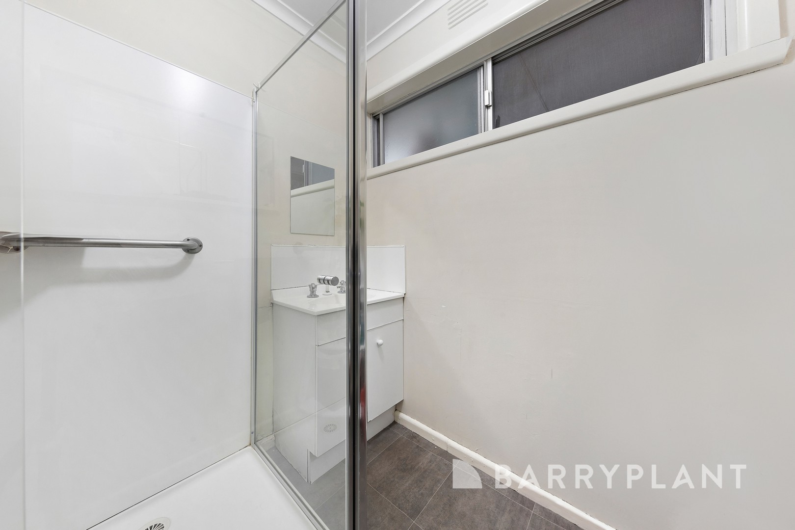2/4 Larkspur Drive, St Albans, VIC 3021, St Albans - Thumbnail 6