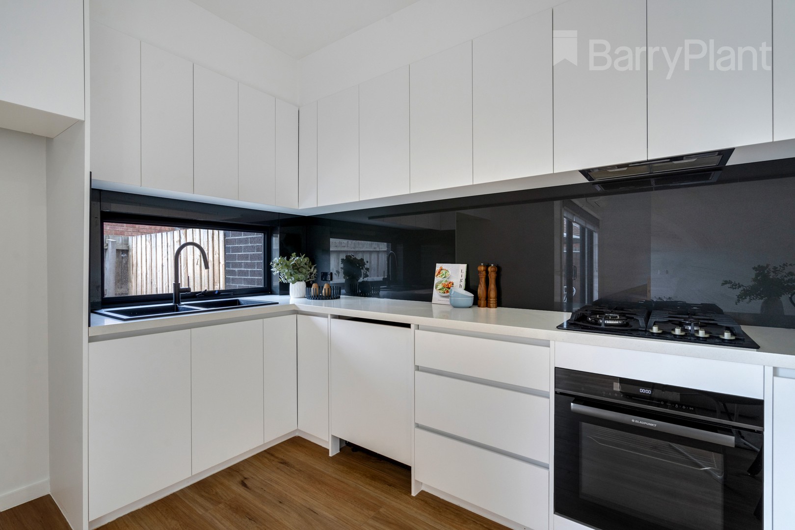 2/4 Mattea Court, Reservoir, VIC 3073, Reservoir - Thumbnail 3