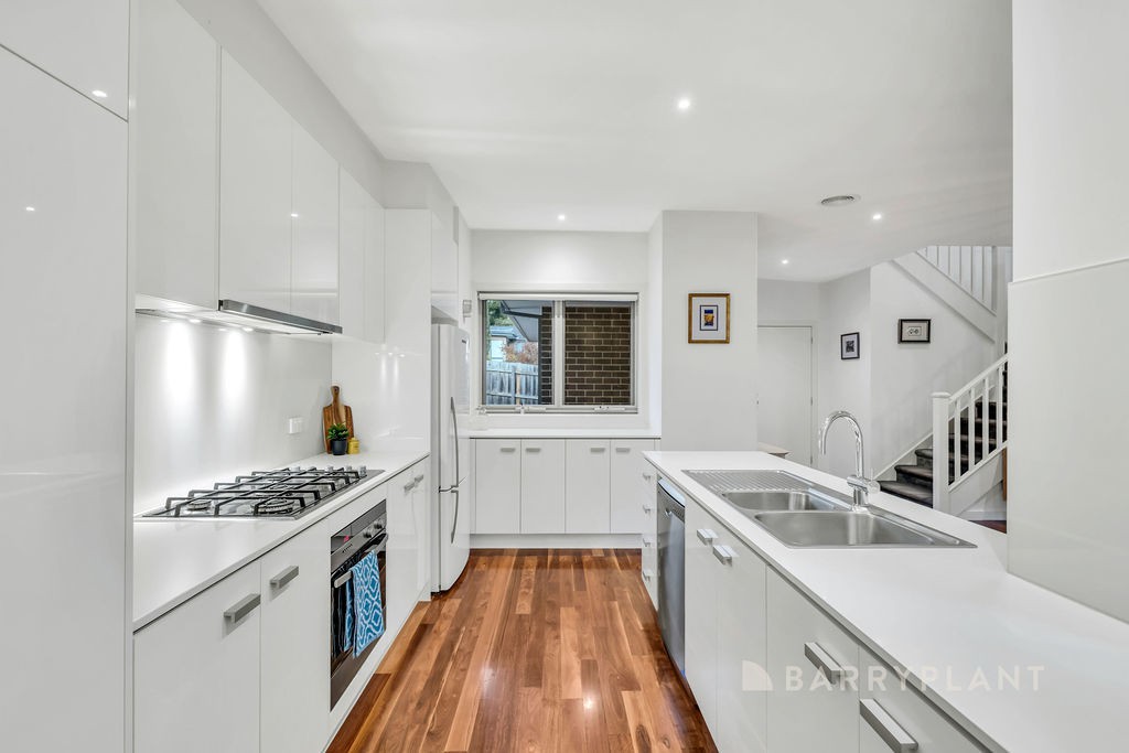 2/4 Maureen Street, Mount Waverley, VIC 3149, Mount Waverley - Thumbnail 6