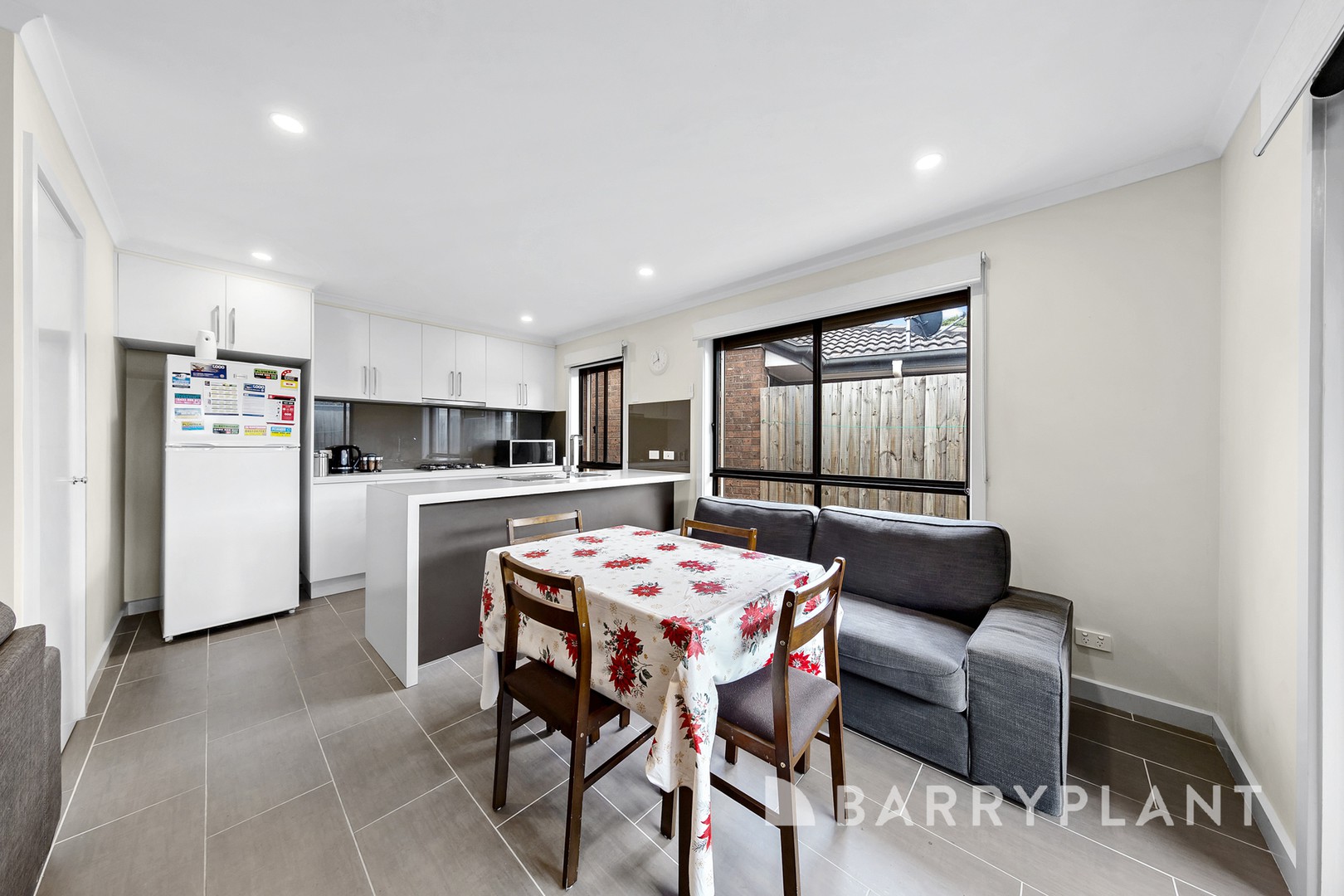 2/4 McRae Avenue, St Albans, VIC 3021, St Albans - Thumbnail 5