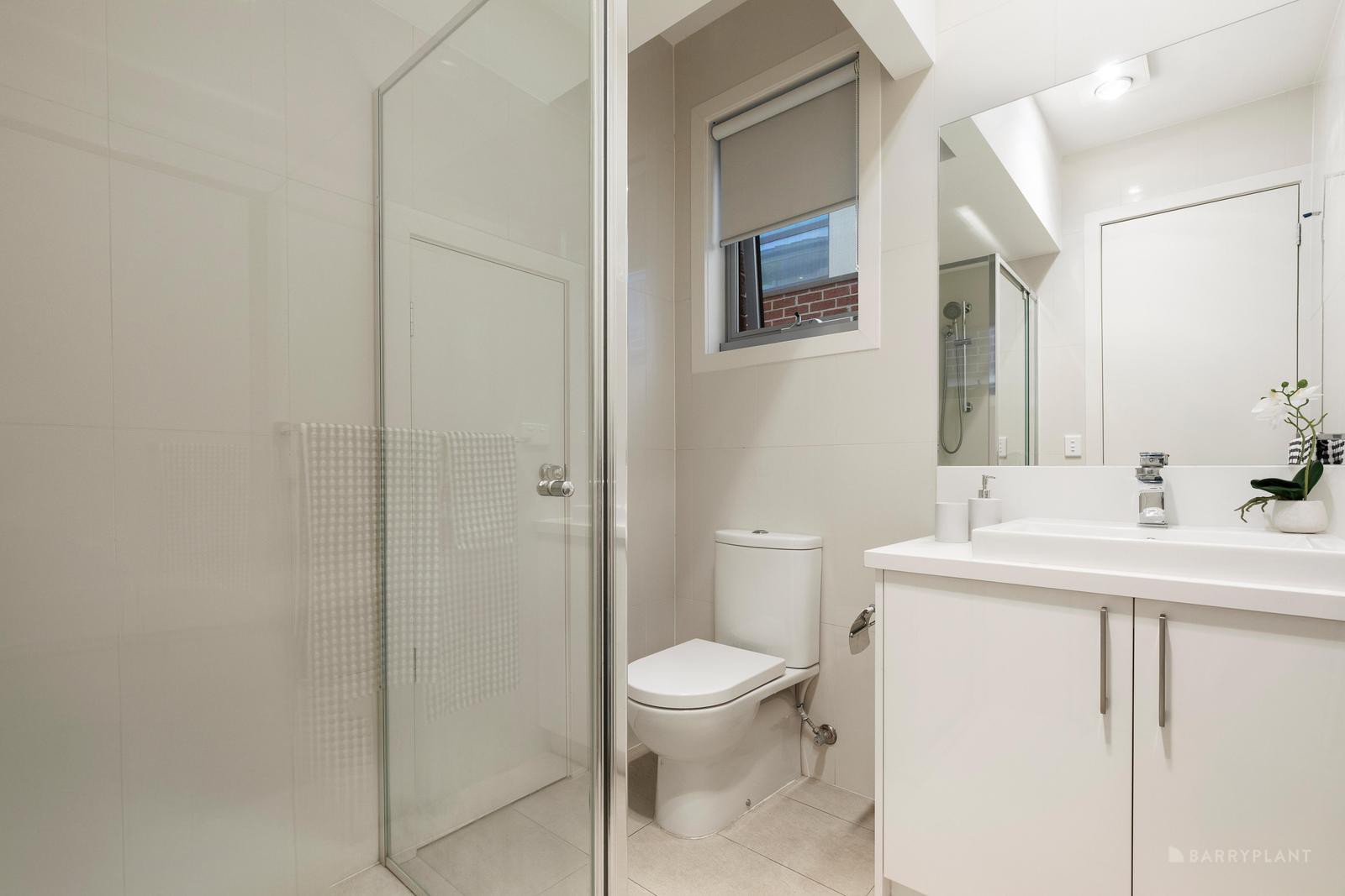 2/4 Milne Street, Mitcham, VIC 3132, Mitcham - Thumbnail 8