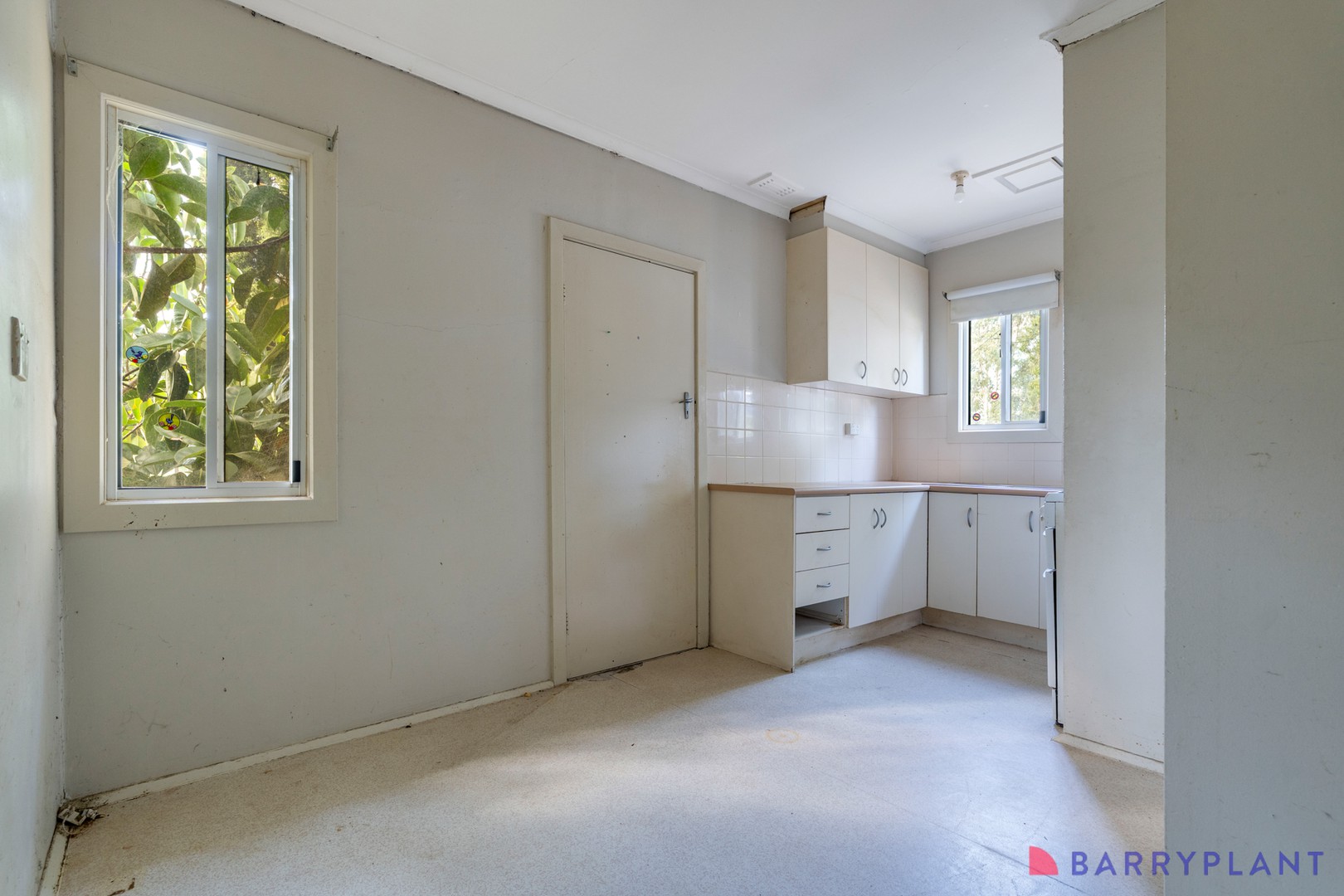 2-4 Nisbett Street, Reservoir, VIC 3073, Reservoir - Thumbnail 6