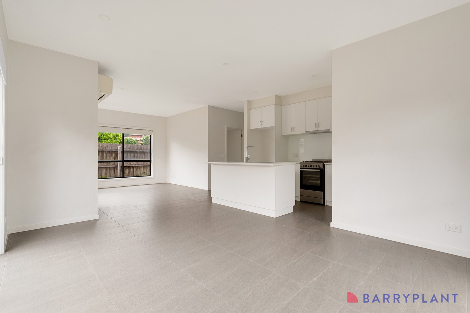 2/4 Pine Street, Thomastown, VIC 3074, Thomastown - Thumbnail 4