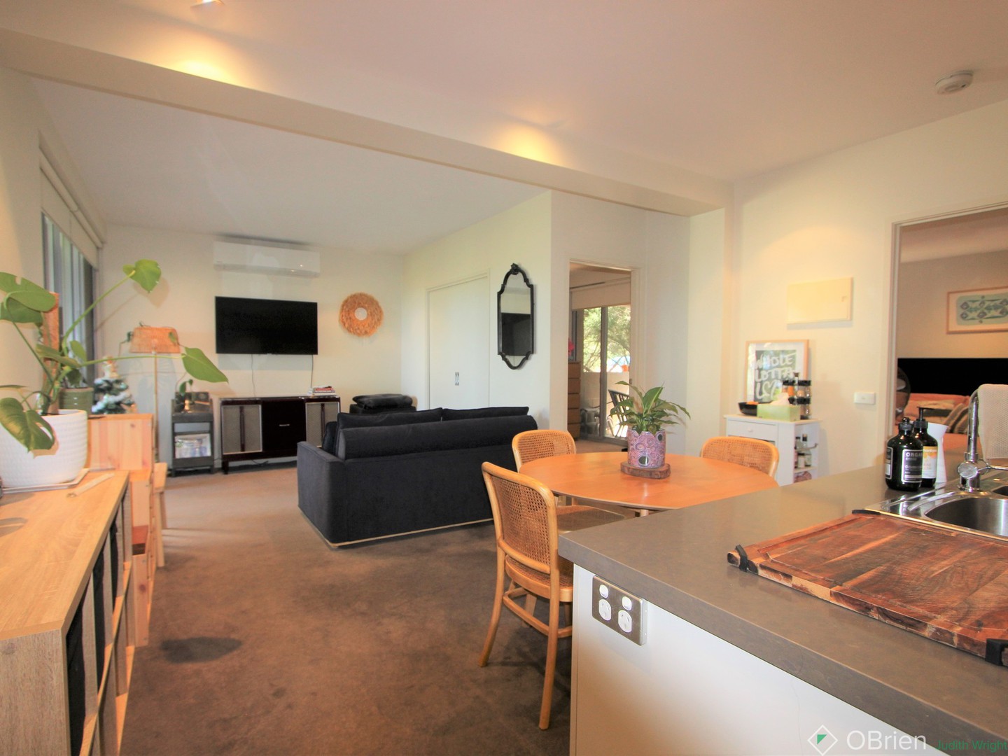 2/4 Sapphire View, San Remo, VIC 3925, San Remo - Thumbnail 2