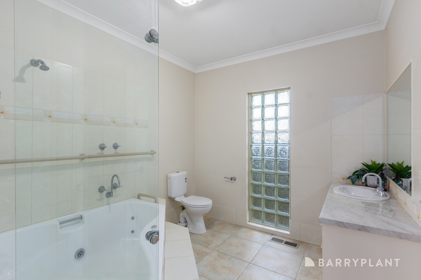 2/4 Sinclair Road, Bayswater, VIC 3153, Bayswater - Thumbnail 8