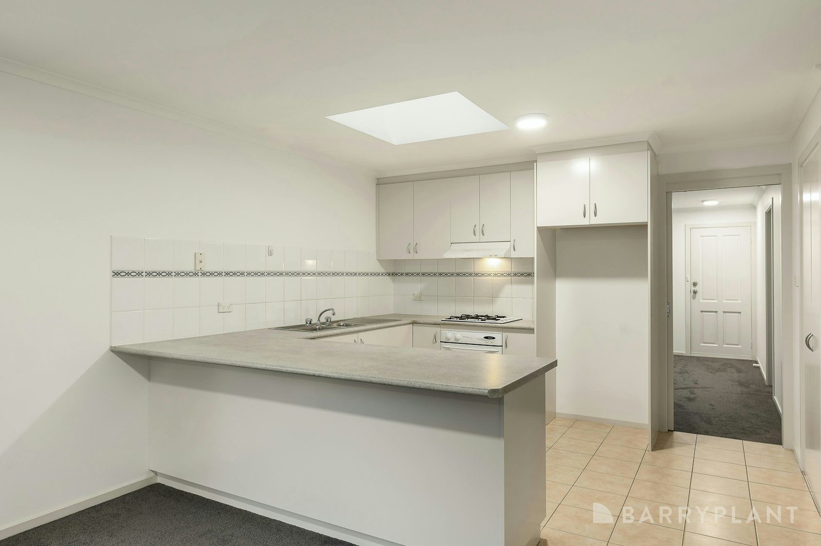 2/4 Surrey Road West, Croydon, VIC 3136, Croydon - Thumbnail 3