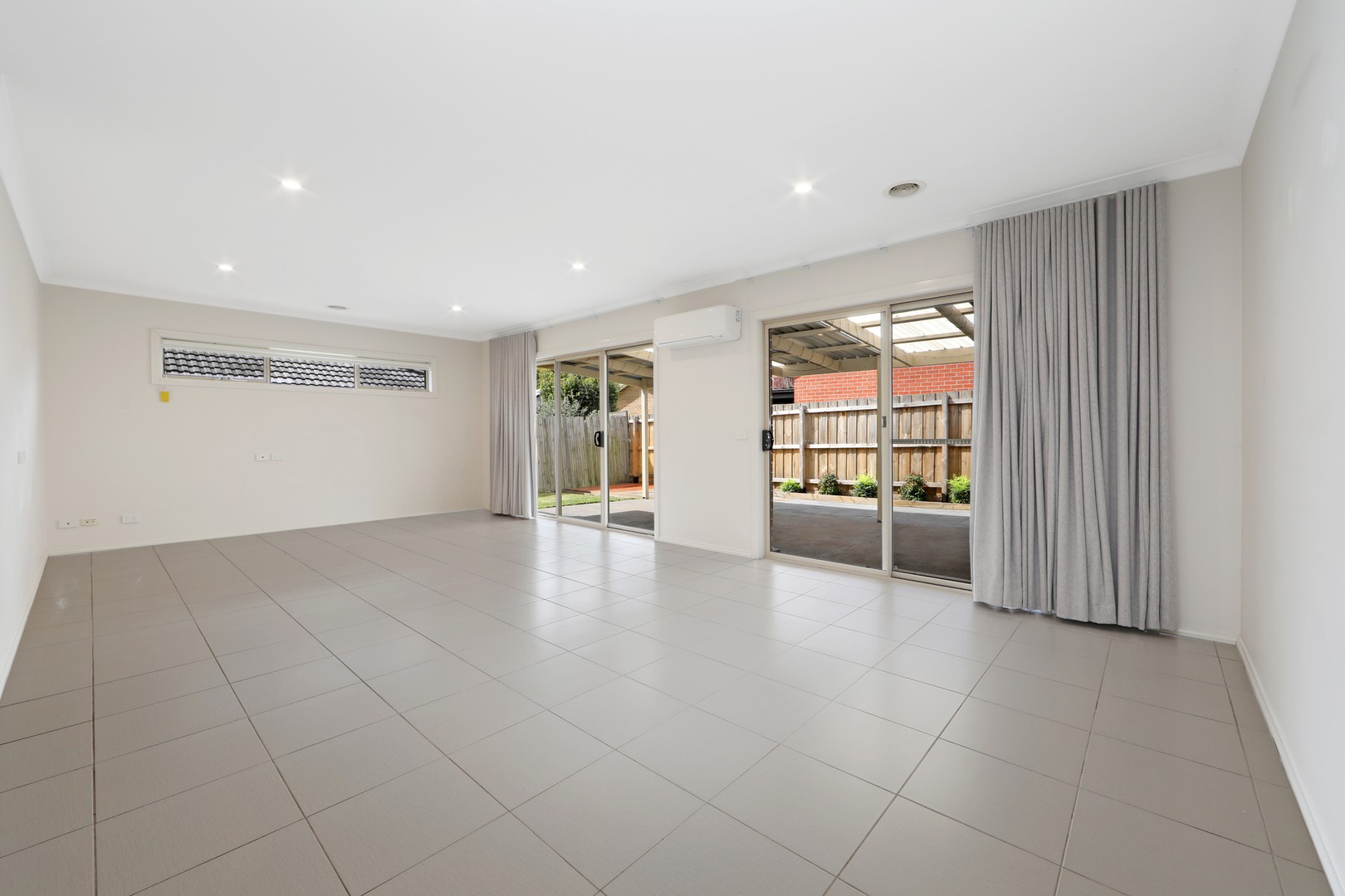 2/4 Third Avenue, Rowville, VIC 3178, Rowville - Thumbnail 2