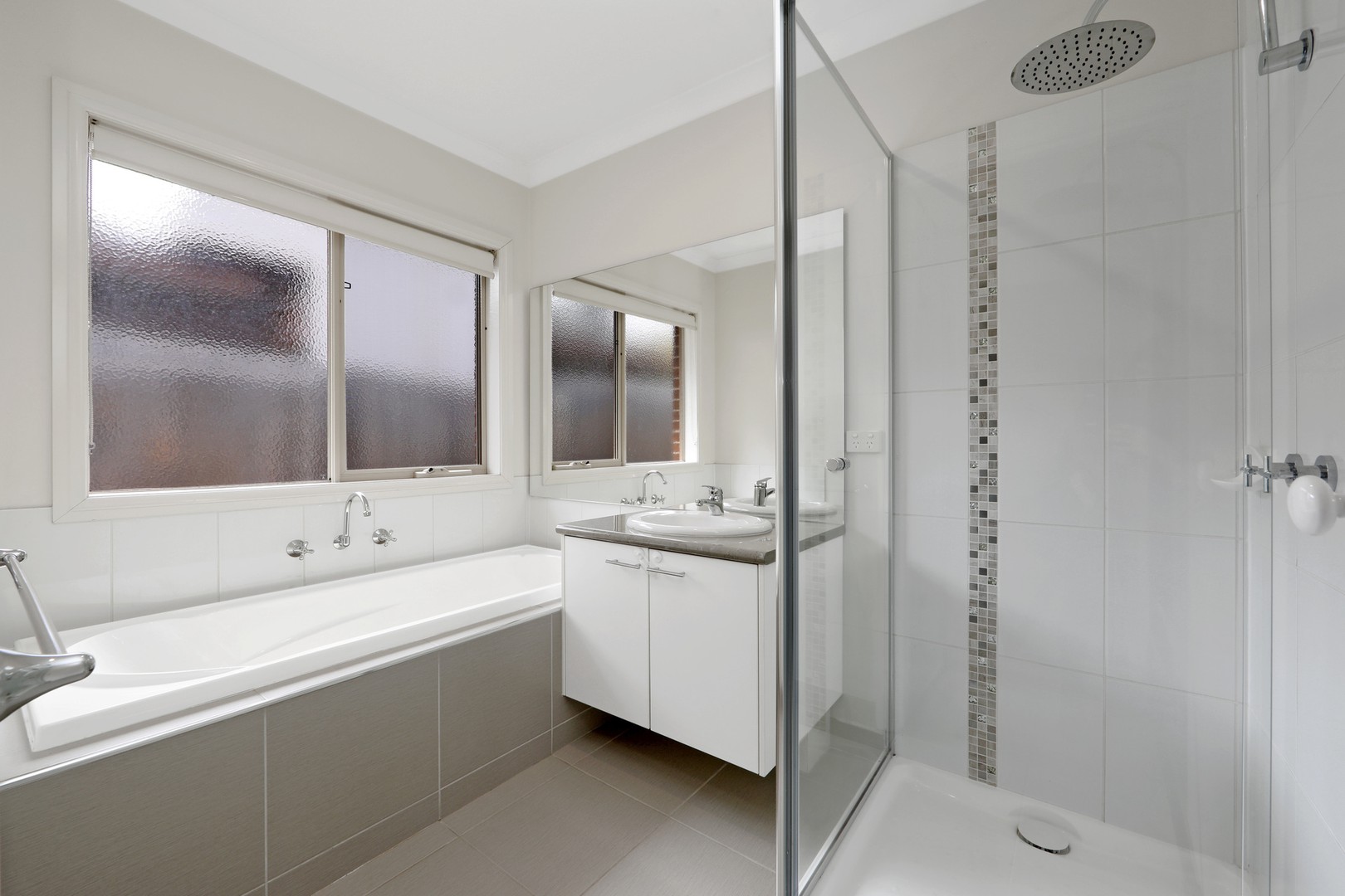 2/4 Third Avenue, Rowville, VIC 3178, Rowville - Thumbnail 4