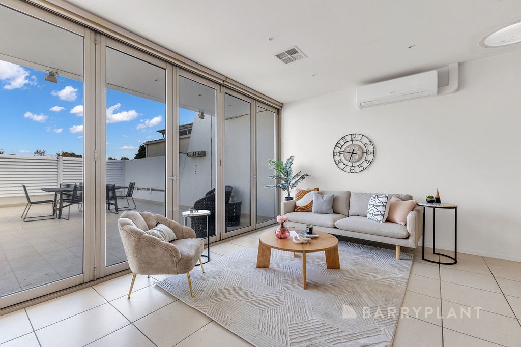 2/4 Windsor Avenue, Mount Waverley, VIC 3149 - Thumbnail 2 - 01/05/2025