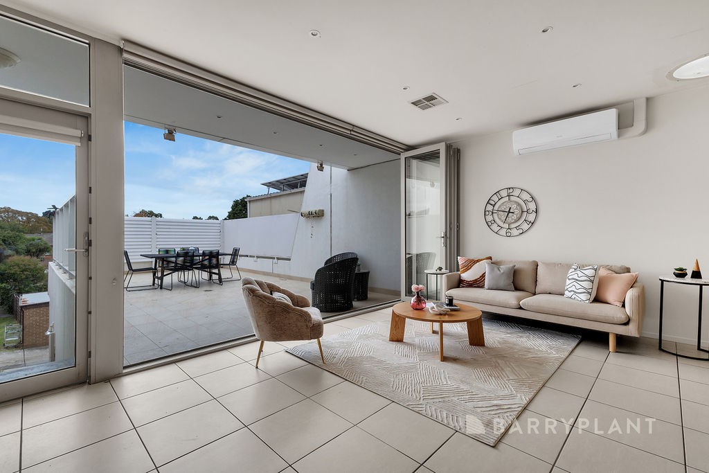 2/4 Windsor Avenue, Mount Waverley, VIC 3149, Mount Waverley - Thumbnail 3